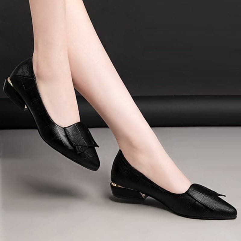 Doamnelor Designer Pointed Toe Pantofi cu tocuri joase pentru femei din piele(De asemenea, potrivit pentru picioare late)